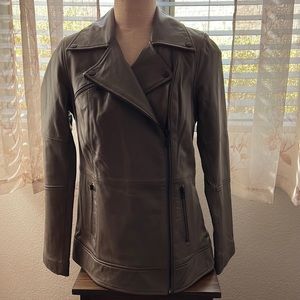 NEW!  GILI Taupe Leather Jacket with dust cover